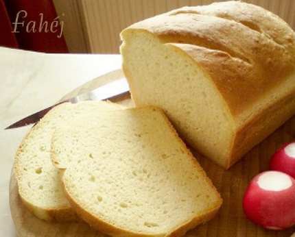 Kukoricás fehér kenyér (Fahej, nosalty)
